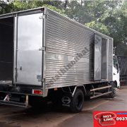 xe hino thung kin 5 tan